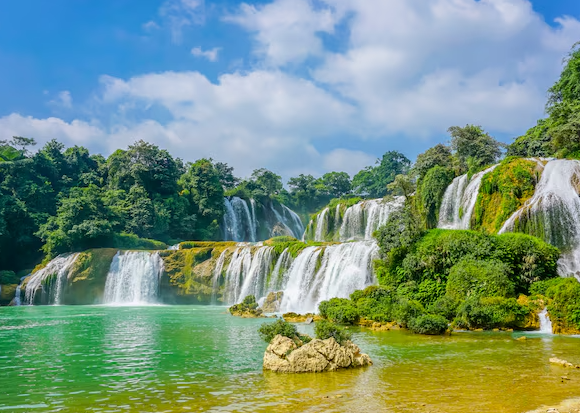 Exploring Nature’s Wonders: A Guide to Breathtaking Landscapes